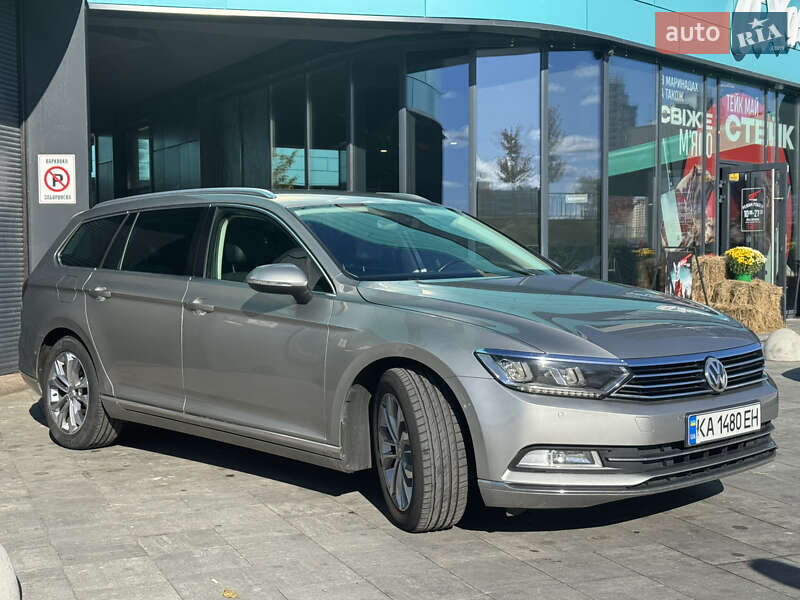 Універсал Volkswagen Passat 2016 в Києві
