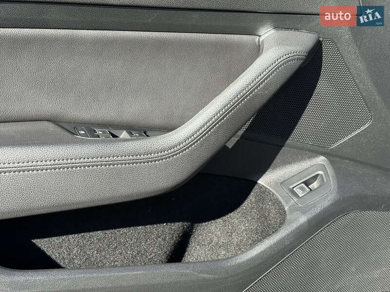 Універсал Volkswagen Passat 2016 в Києві