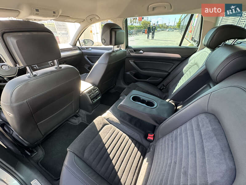 Універсал Volkswagen Passat 2016 в Києві