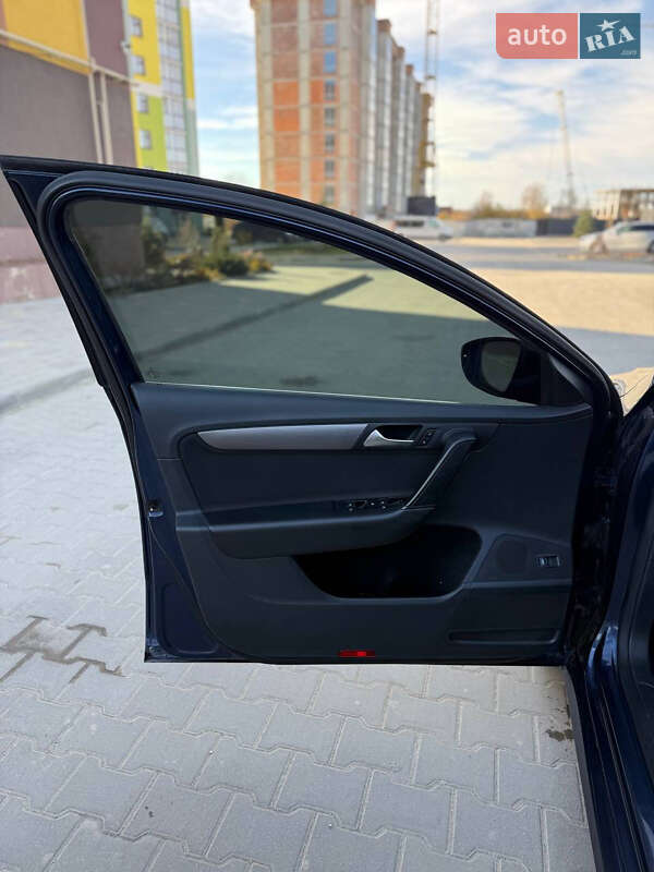 Универсал Volkswagen Passat 2013 в Тернополе фото 19 Универсал Volkswagen Passat 2013 в Тернополе