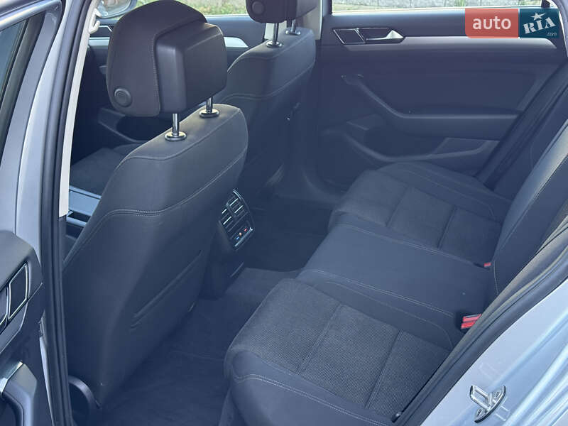 Универсал Volkswagen Passat 2018 в Дубно