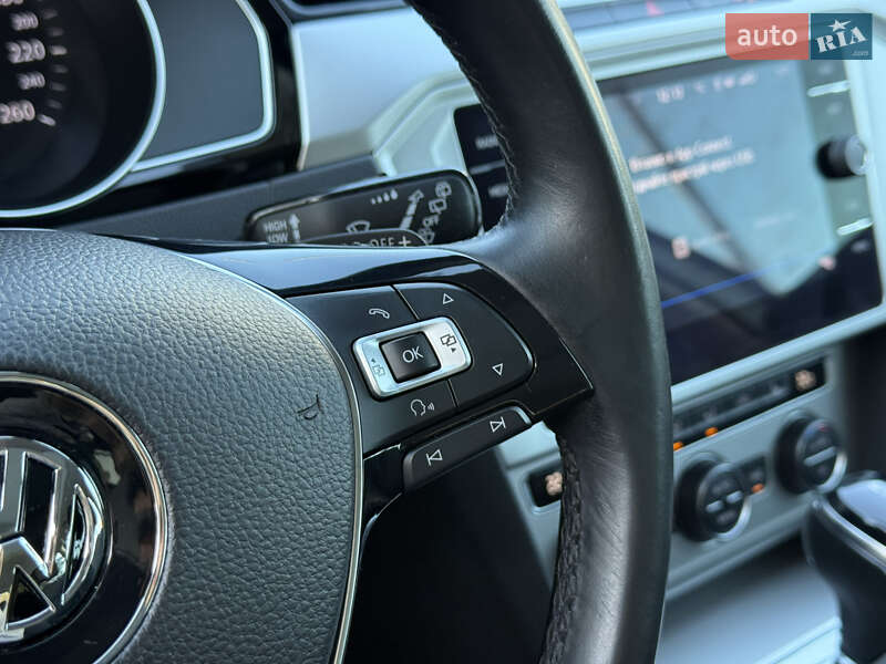 Универсал Volkswagen Passat 2018 в Дубно