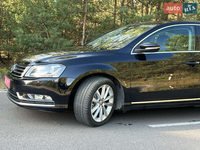 Седан Volkswagen Passat 2012 в Луцке фото 29 Седан Volkswagen Passat 2012 в Луцке