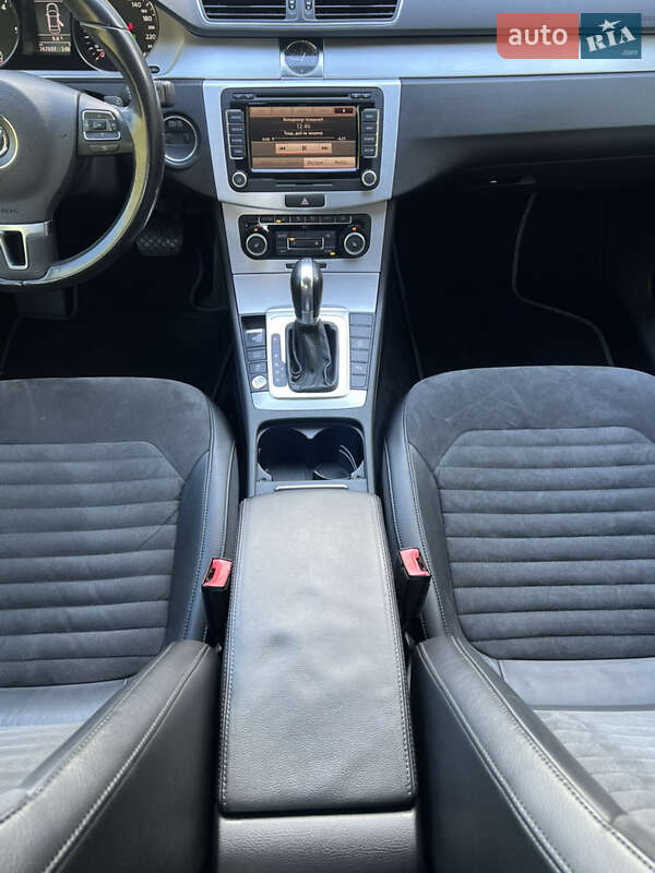 Седан Volkswagen Passat 2012 в Луцке фото 40 Седан Volkswagen Passat 2012 в Луцке
