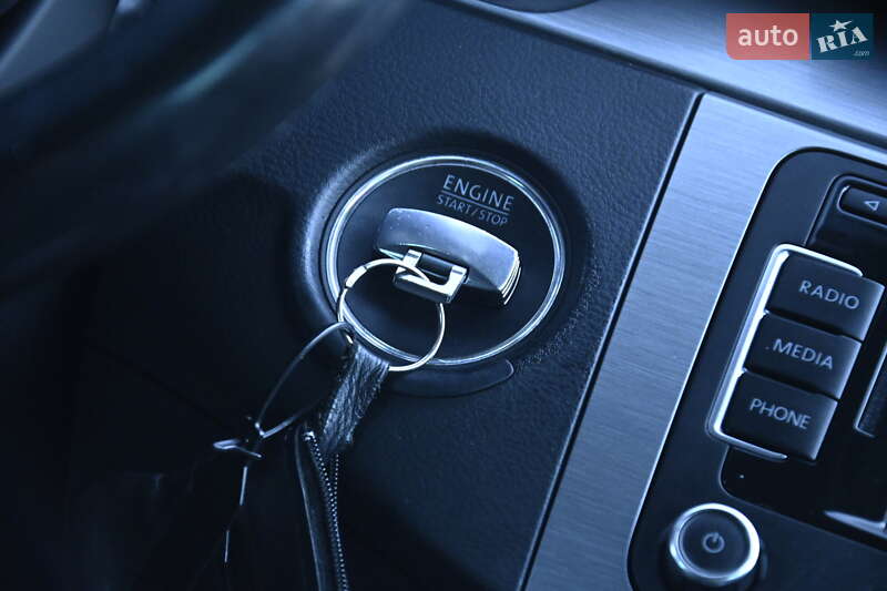 Универсал Volkswagen Passat 2012 в Бердичеве