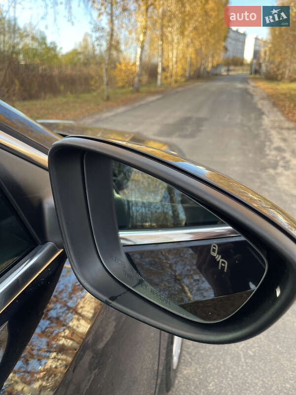 Седан Volkswagen Passat 2017 в Києві