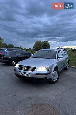 Універсал Volkswagen Passat 2004 в Чернігові