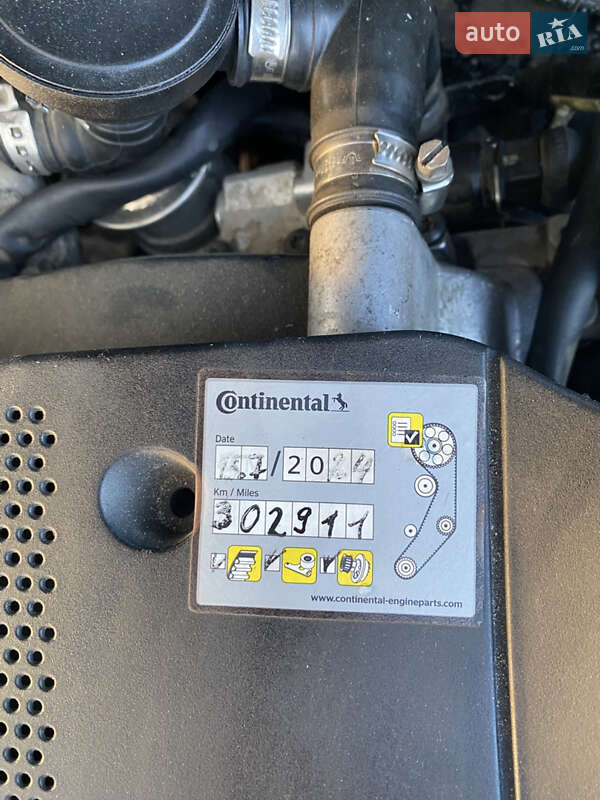 Седан Volkswagen Passat 2003 в Тернополе