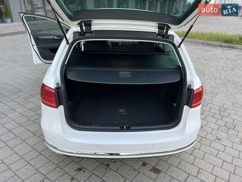 Универсал Volkswagen Passat 2011 в Львове фото 15 Универсал Volkswagen Passat 2011 в Львове
