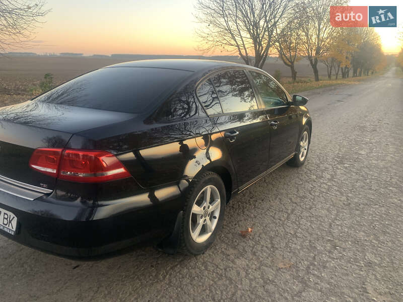 Седан Volkswagen Passat 2011 в Дубно фото 4 Седан Volkswagen Passat 2011 в Дубно