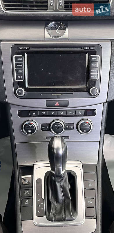 Універсал Volkswagen Passat 2013 в Львові фото 14 Універсал Volkswagen Passat 2013 в Львові