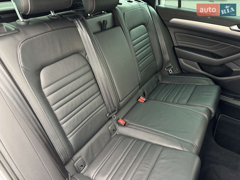 Универсал Volkswagen Passat 2019 в Мукачево фото 40 Универсал Volkswagen Passat 2019 в Мукачево