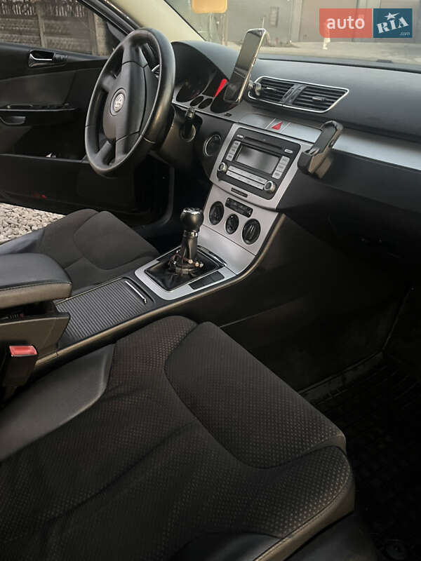 Универсал Volkswagen Passat 2007 в Черновцах
