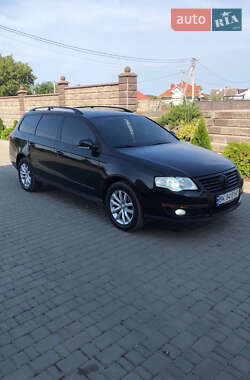 Універсал Volkswagen Passat 2009 в Луцьку