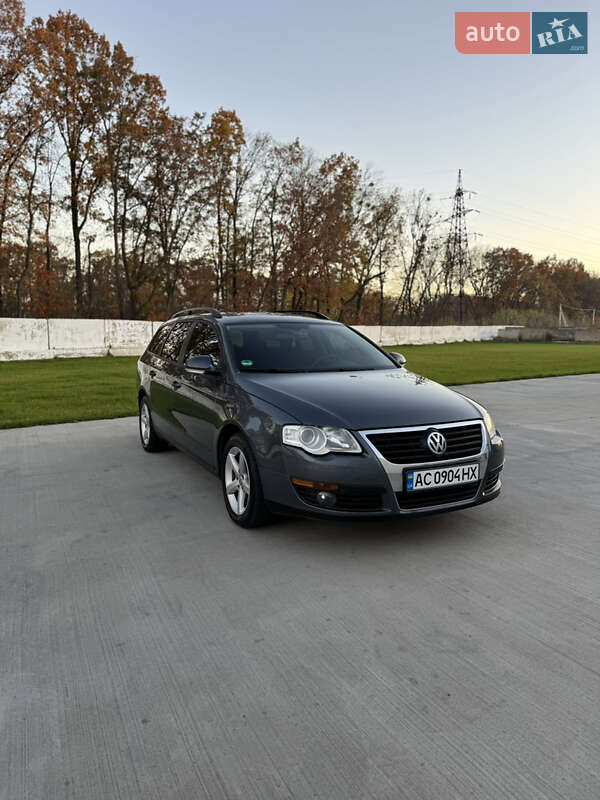 Универсал Volkswagen Passat 2008 в Луцке фото 2 Универсал Volkswagen Passat 2008 в Луцке
