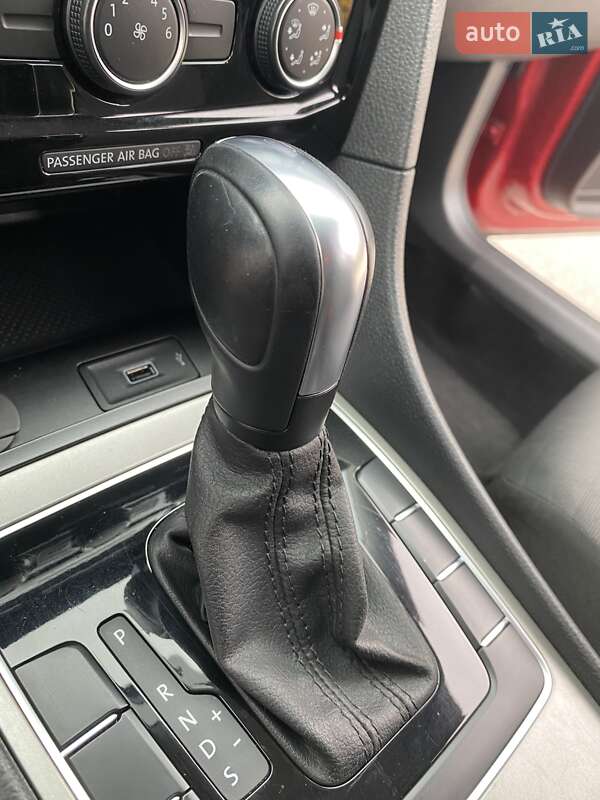 Седан Volkswagen Passat 2021 в Днепре фото 43 Седан Volkswagen Passat 2021 в Днепре