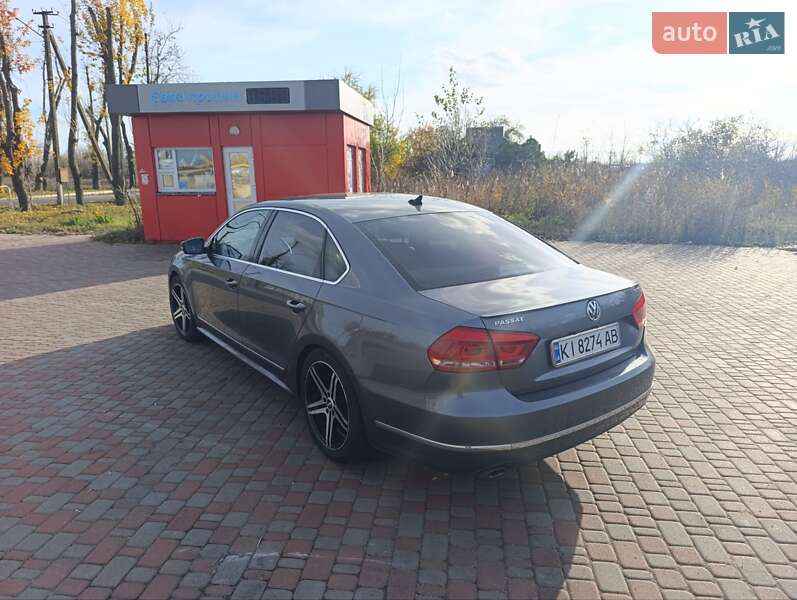 Седан Volkswagen Passat 2013 в Решетиловке фото 8 Седан Volkswagen Passat 2013 в Решетиловке