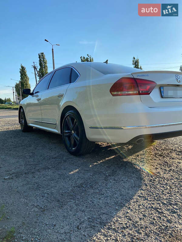 Седан Volkswagen Passat 2013 в Кривом Роге фото 7 Седан Volkswagen Passat 2013 в Кривом Роге