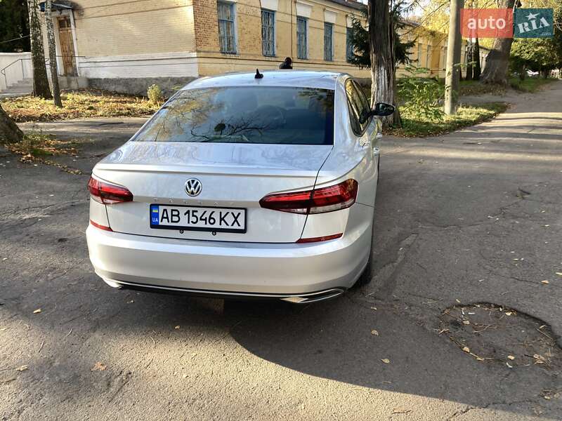 Седан Volkswagen Passat 2020 в Виннице