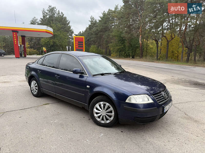 Седан Volkswagen Passat 2002 в Кременчуге фото 2 Седан Volkswagen Passat 2002 в Кременчуге