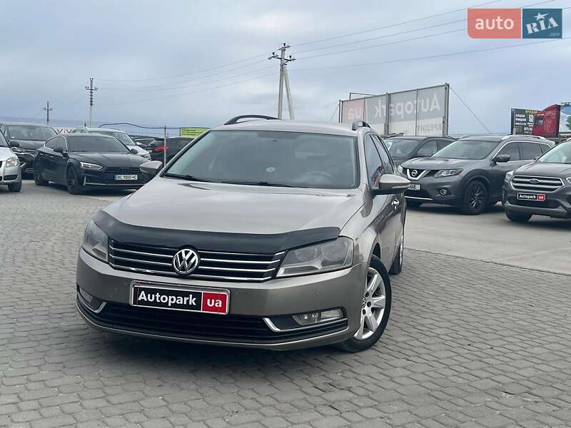 Універсал Volkswagen Passat 2013 в Львові