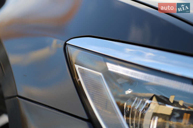 Универсал Volkswagen Passat 2023 в Дрогобыче фото 20 Универсал Volkswagen Passat 2023 в Дрогобыче