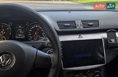 Універсал Volkswagen Passat 2009 в Тернополі