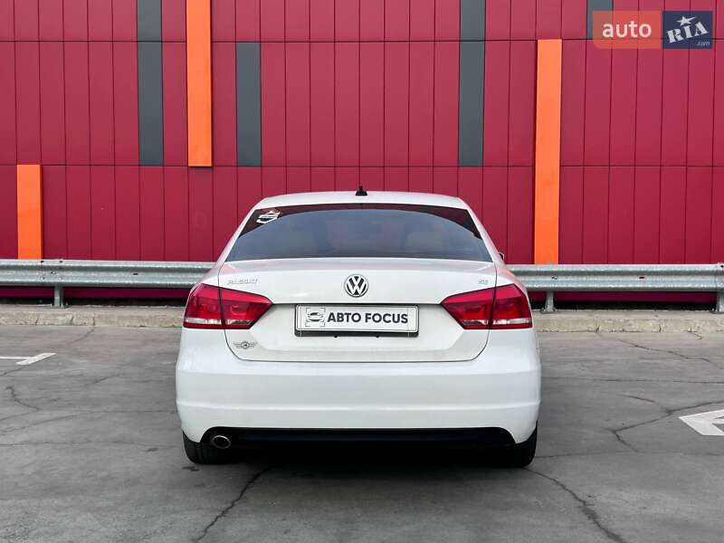 Седан Volkswagen Passat 2013 в Киеве фото 7 Седан Volkswagen Passat 2013 в Киеве