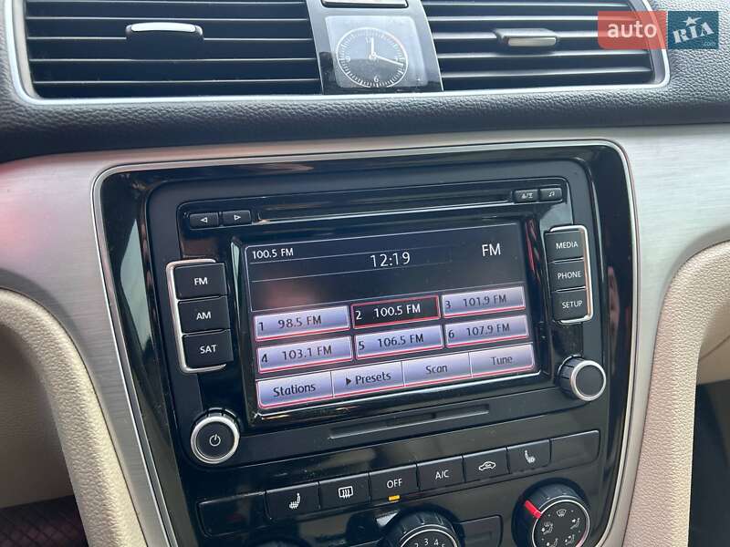 Седан Volkswagen Passat 2013 в Киеве фото 24 Седан Volkswagen Passat 2013 в Киеве