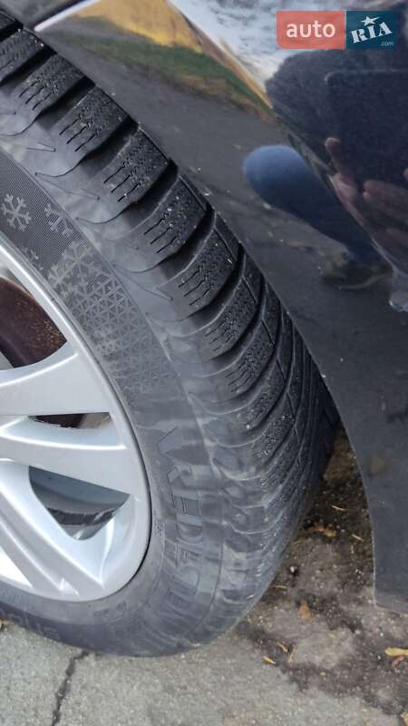 Универсал Volkswagen Passat 2012 в Львове