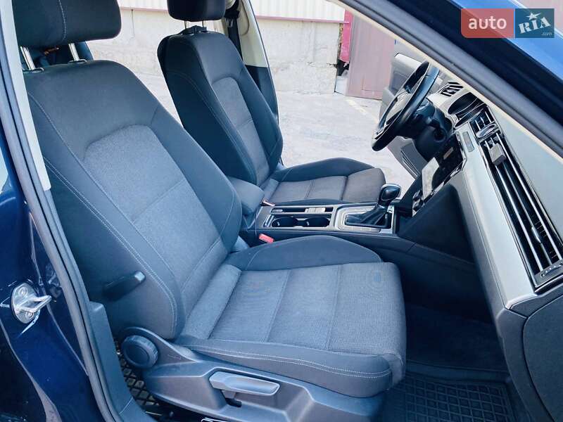Универсал Volkswagen Passat 2016 в Хмельницком фото 16 Универсал Volkswagen Passat 2016 в Хмельницком