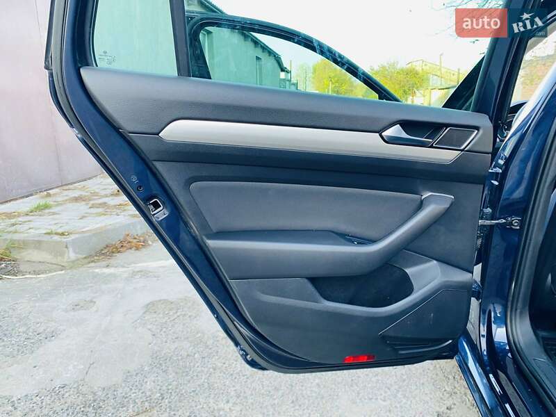 Универсал Volkswagen Passat 2016 в Хмельницком фото 18 Универсал Volkswagen Passat 2016 в Хмельницком
