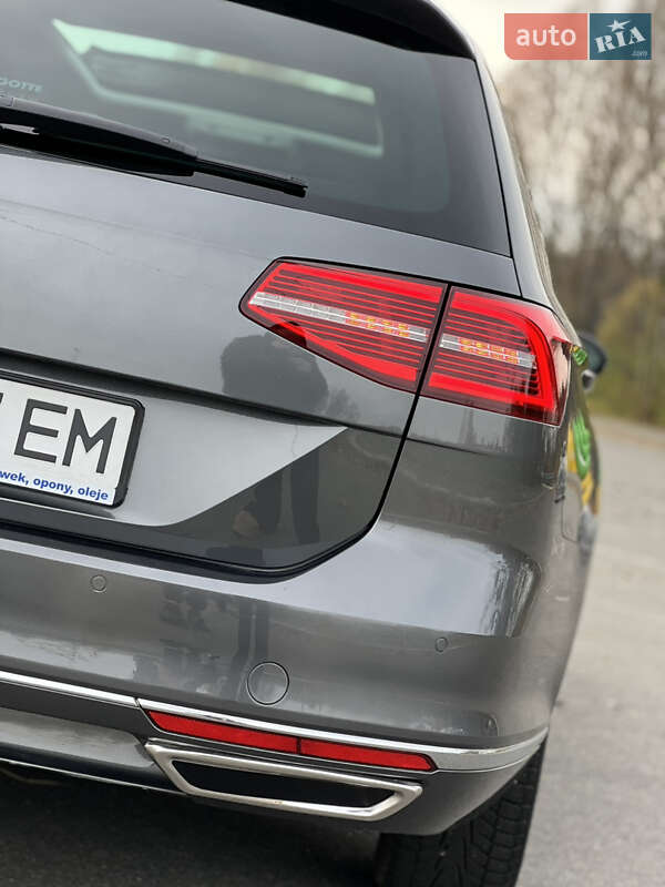 Універсал Volkswagen Passat 2016 в Києві