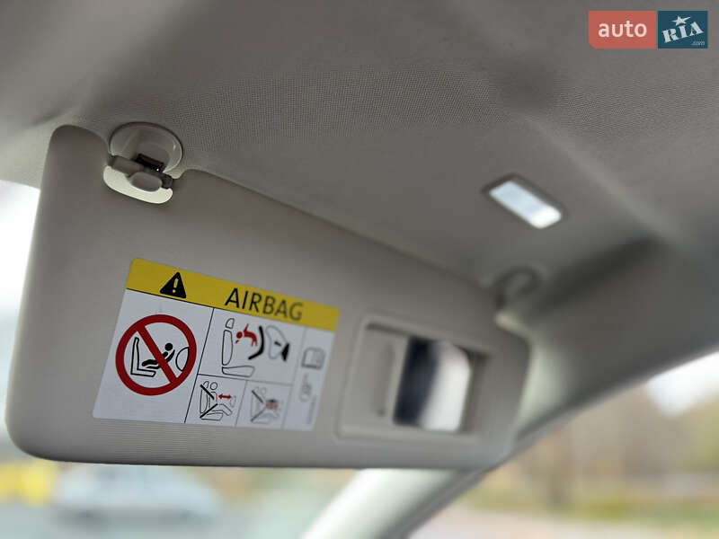 Універсал Volkswagen Passat 2016 в Києві