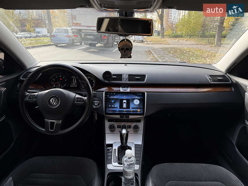 Седан Volkswagen Passat 2012 в Киеве фото 8 Седан Volkswagen Passat 2012 в Киеве