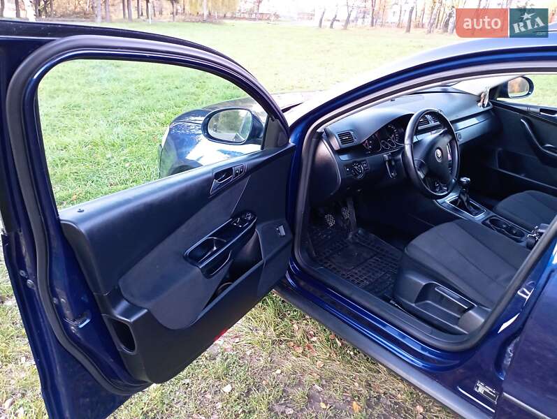 Универсал Volkswagen Passat 2005 в Красилове