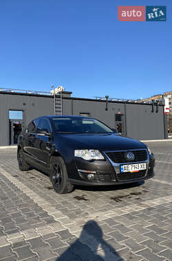 Седан Volkswagen Passat 2007 в Кривом Роге