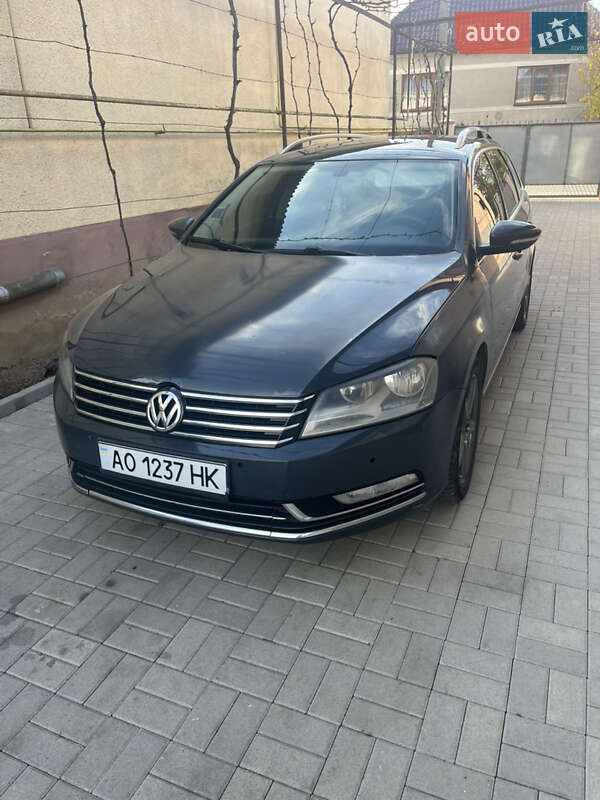 Volkswagen Passat 2011