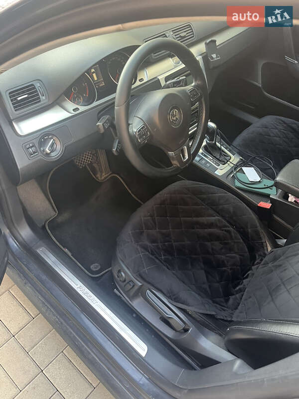 Универсал Volkswagen Passat 2011 в Мукачево