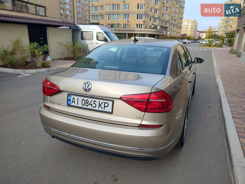 Седан Volkswagen Passat 2016 в Киеве