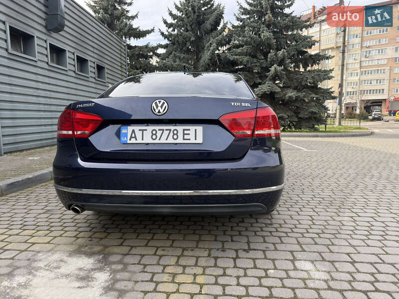 Седан Volkswagen Passat 2014 в Ивано-Франковске