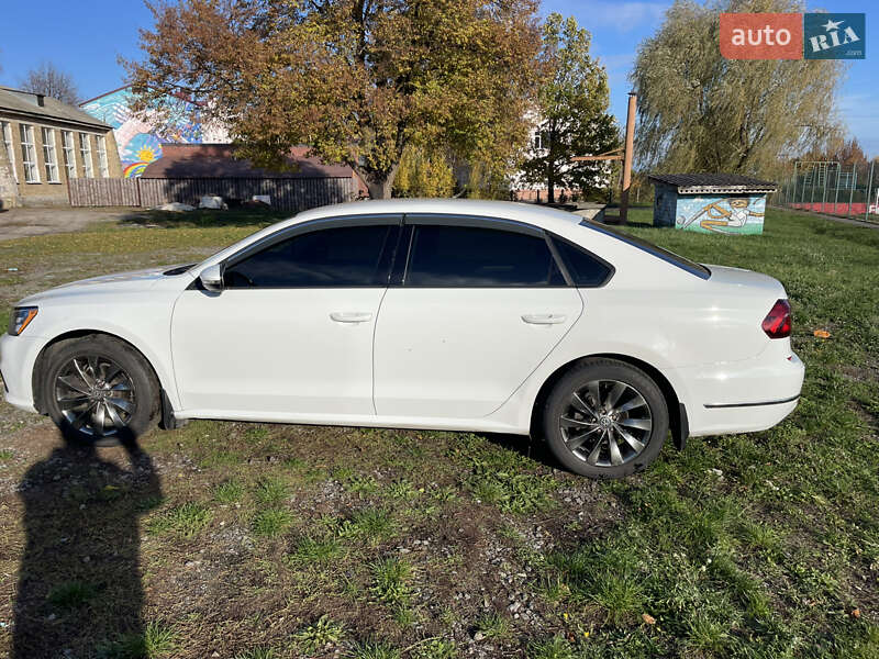 Седан Volkswagen Passat 2018 в Киеве фото 4 Седан Volkswagen Passat 2018 в Киеве