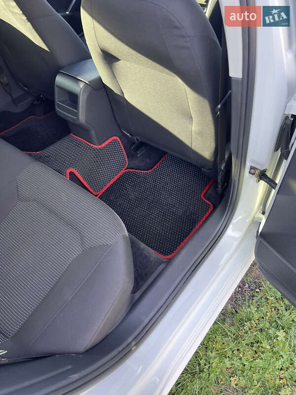 Седан Volkswagen Passat 2018 в Киеве фото 20 Седан Volkswagen Passat 2018 в Киеве