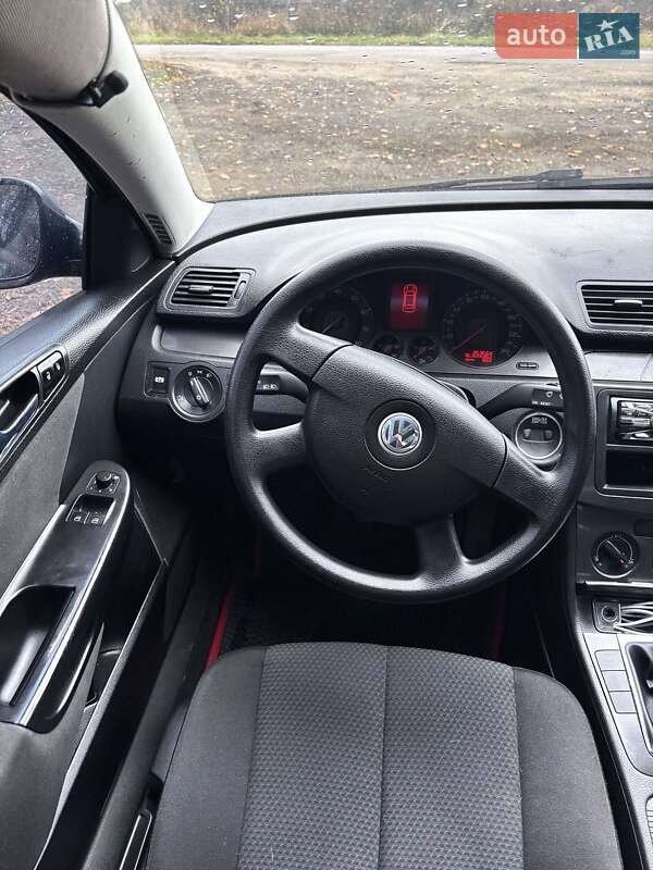 Седан Volkswagen Passat 2005 в Харькове фото 13 Седан Volkswagen Passat 2005 в Харькове