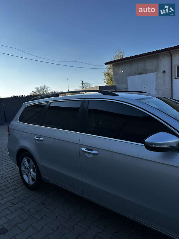 Универсал Volkswagen Passat 2012 в Луцке