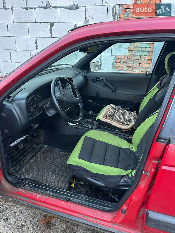 Универсал Volkswagen Passat 1989 в Камне-Каширском фото 7 Универсал Volkswagen Passat 1989 в Камне-Каширском