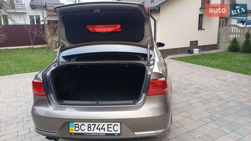 Седан Volkswagen Passat 2011 в Дрогобыче фото 14 Седан Volkswagen Passat 2011 в Дрогобыче
