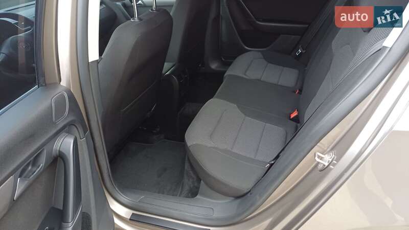 Седан Volkswagen Passat 2011 в Дрогобыче фото 26 Седан Volkswagen Passat 2011 в Дрогобыче