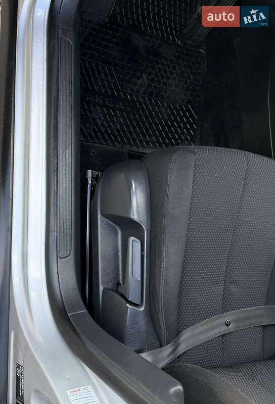 Седан Volkswagen Passat 2009 в Виннице