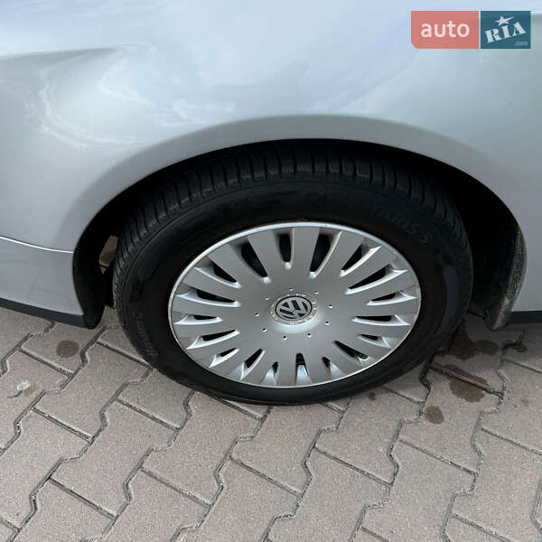 Седан Volkswagen Passat 2009 в Виннице